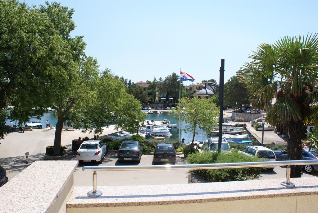 Apartment Adria Sun Porat  Exterior photo